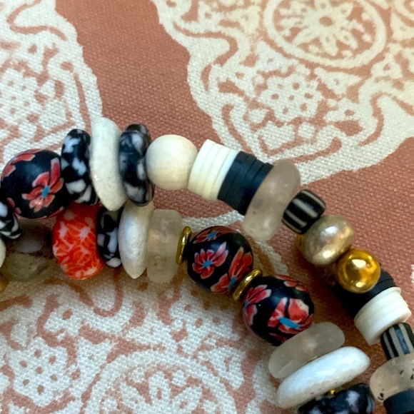 Handmade bracelet set black,red, white, turquoise 2 bracelets 
Made in U… - Picture 5 of 6